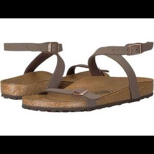 Birkenstock’s - Daloa - Women - Sz 8